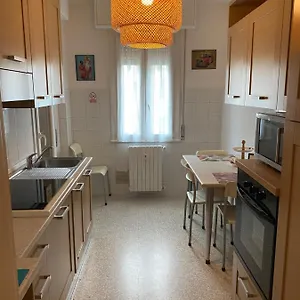 Casa Manolo Cesano Milan , Cesano Boscone Italia