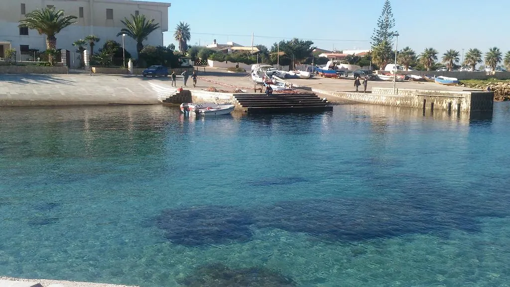 Baia Cofano Home Custonaci 0*,  Italy
